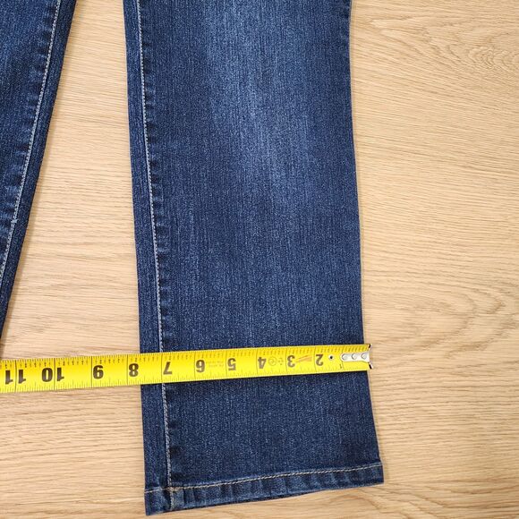 Bandolino Jeans Womens 12 PS Dark Wash Mandie Perfect Fit Straight Leg 33x27 NWT - Picture 9 of 12